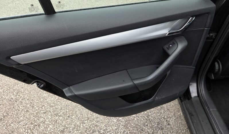 Skoda Octavia Combi 1,6 Elegance TDI Green tec DSG voll