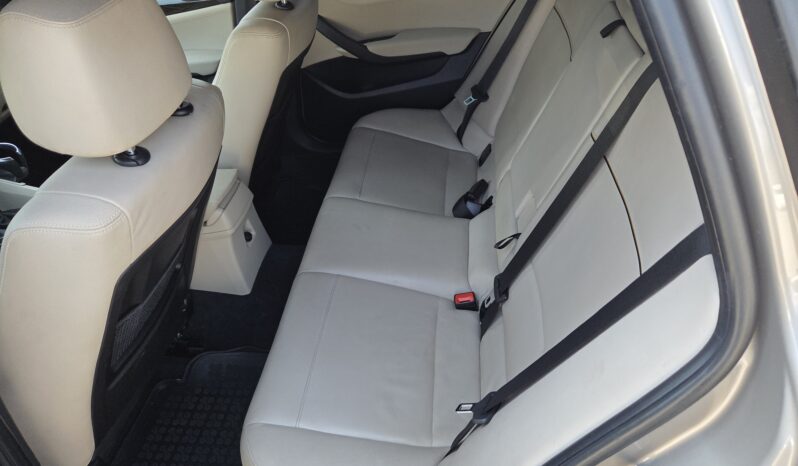 BMW X1 xDrive18d Österreich-Paket Aut. voll