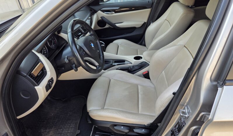 BMW X1 xDrive18d Österreich-Paket Aut. voll