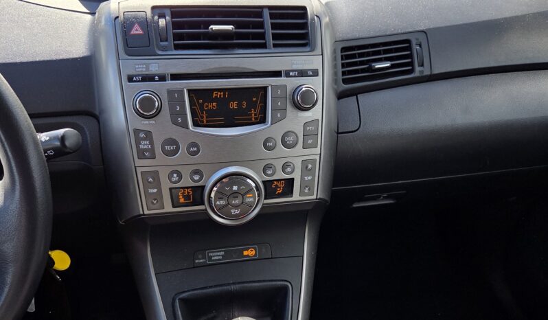 Toyota Verso 1,6 Valvematic High voll