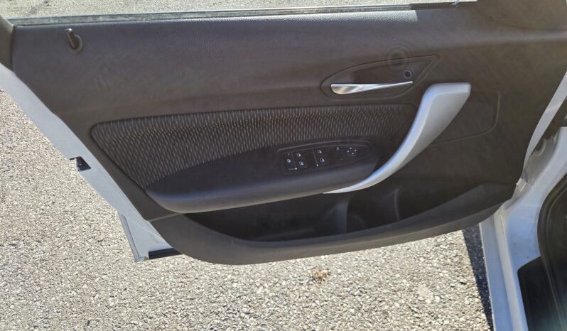 BMW 118i Advantage voll