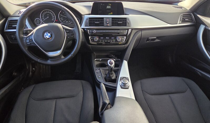 BMW 318d Touring voll