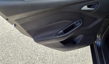 Ford Focus Traveller 1,5 EcoBlue Trend voll