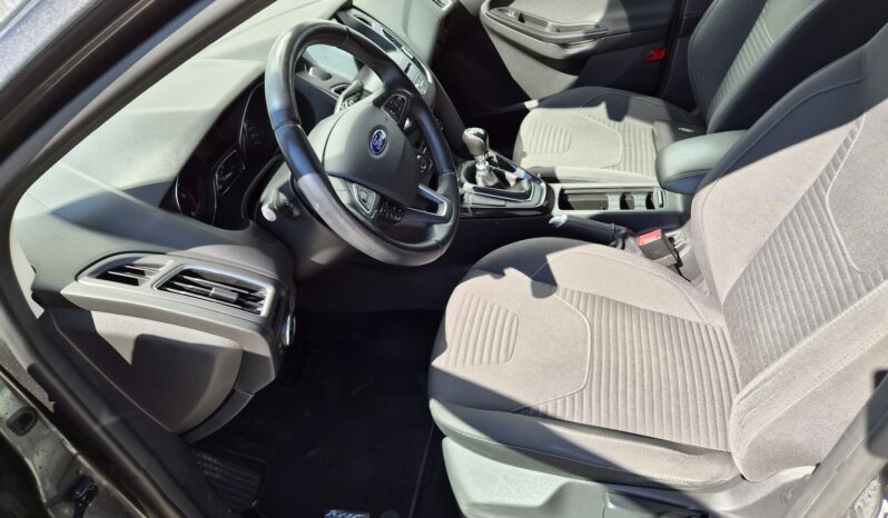 Ford Focus Traveller 1,5 EcoBlue Trend voll
