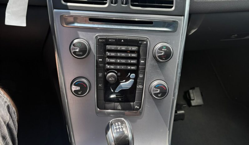 Volvo XC60 FWD voll