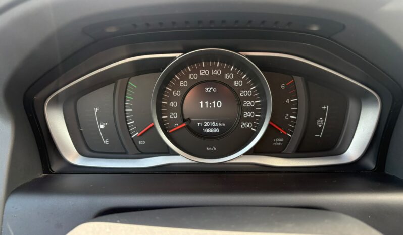 Volvo XC60 FWD voll