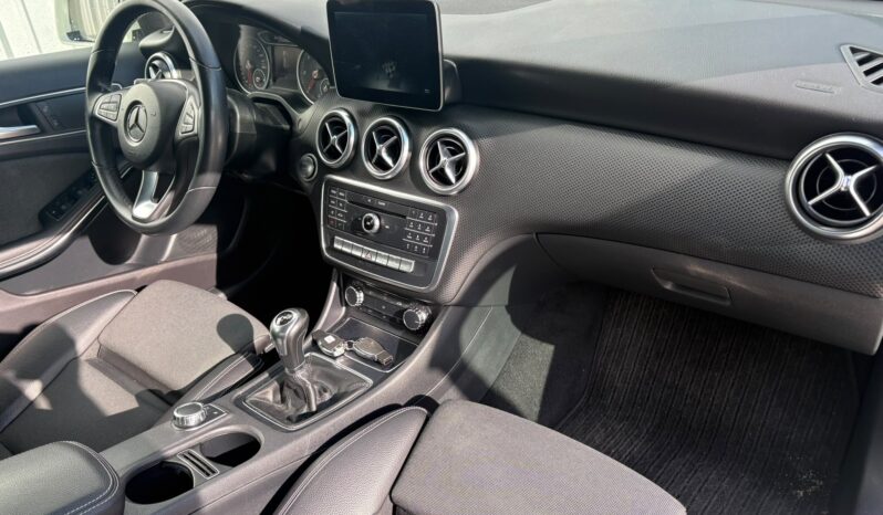 Mercedes A 180 d Austria Edition voll